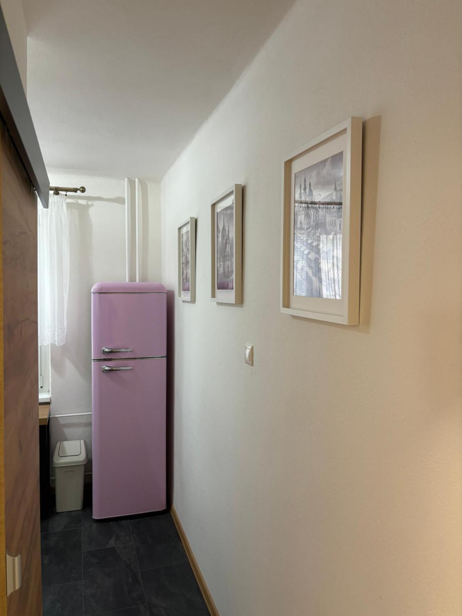 City Heart Luxury Apartment Nové Zámky Екстериор снимка